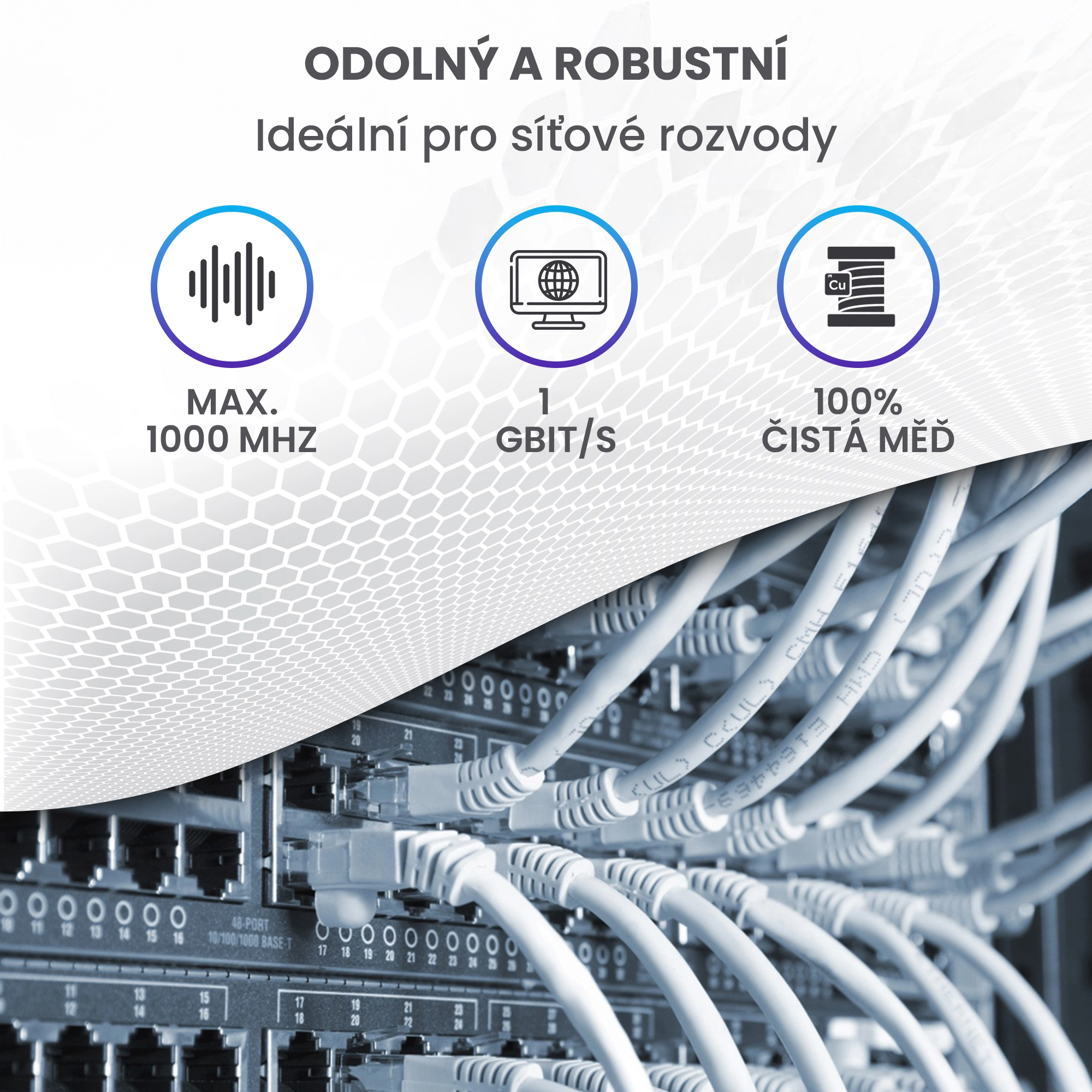 Síťové kabely Extralink připojené k přepínači. Ikony: 1000 MHz, 10 Gbit/s, 100% měděný kabel