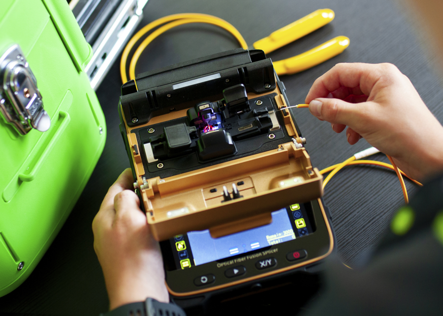 Máquina de soldadura de fibra óptica AI-8C