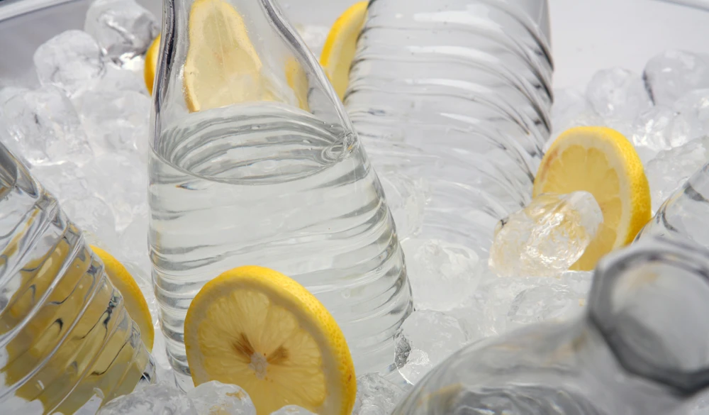 CRISTAL SODASTREAM SODA MAKER 2.0