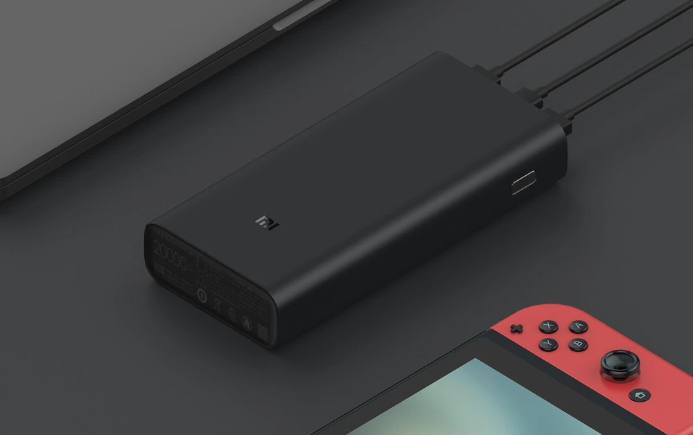 ładowanie trzech urządzeń jednocześnie