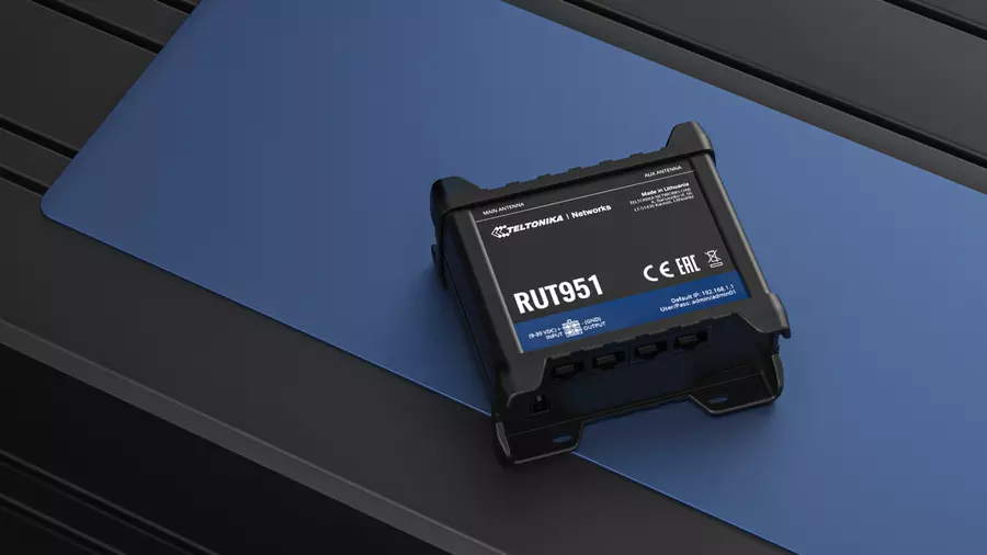 Teltonika RUT951 at batna24