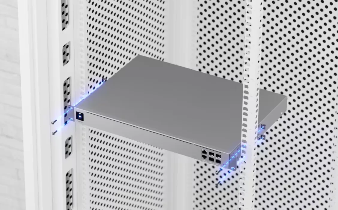 UBIQUITI EFG ENTERPRISE FORTRESS GATEWAY