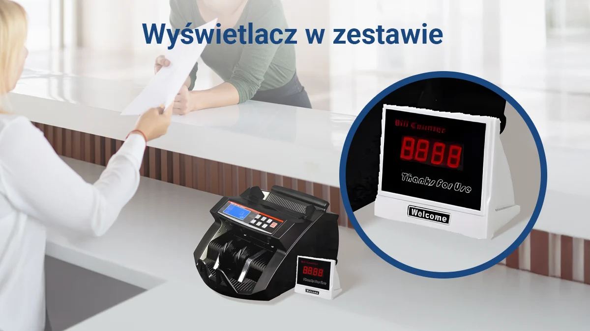pracownik obsługujący klienta, obok na ladzie maszyna do zliczania banknotów, zbliżenie na zewnętrzny ekran