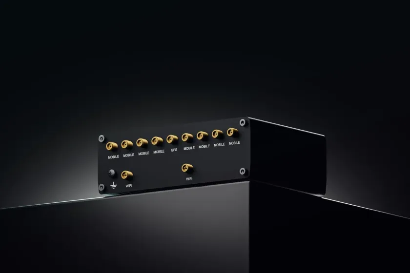 TELTONIKA RUTM52 ROUTER 5G DUPLO