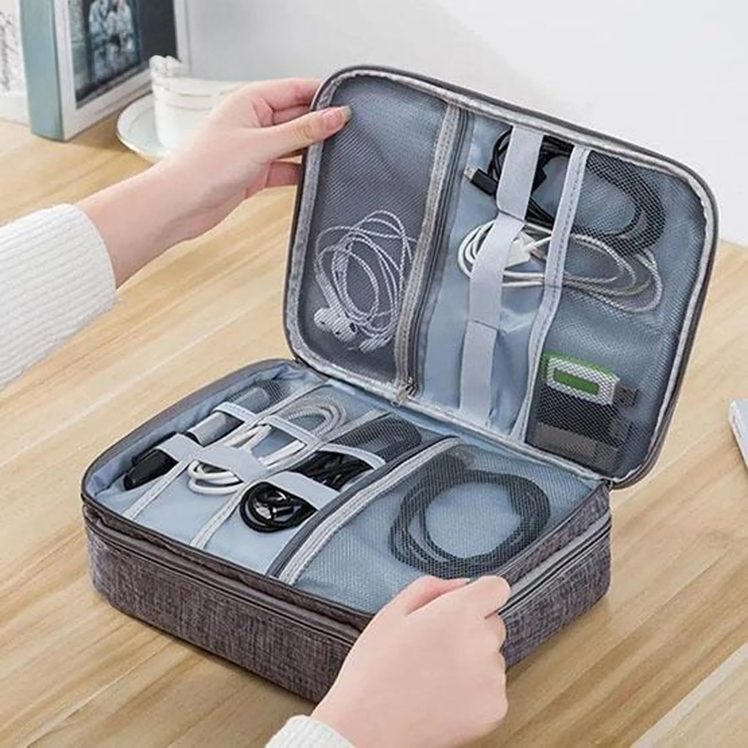 EXTRALINK ORGANIZER PODR&Oacute;ŻNY ETUI TORBA NA KABLE ŁADOWARKI USB AKCESORIA Z UCHWYTEM XL - 1081