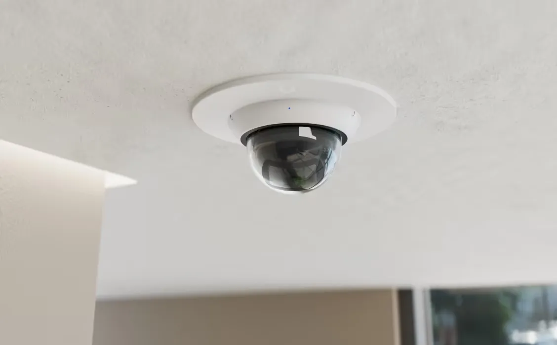 UBIQUITI UACC-DOME-FM-W AI CÁMARA DOMO MONTAJE EMPOTRADO BLANCO