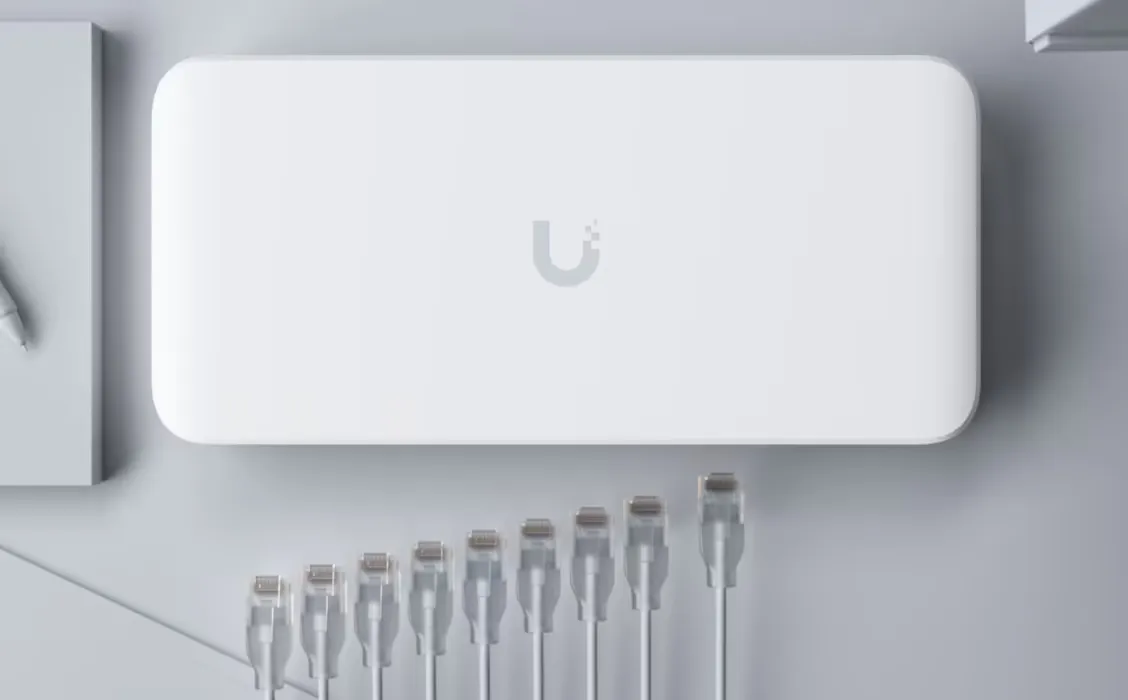 UBIQUITI USW-FLEX-2.5G-8-POE 8-PORT 2.5G POE SWITCH