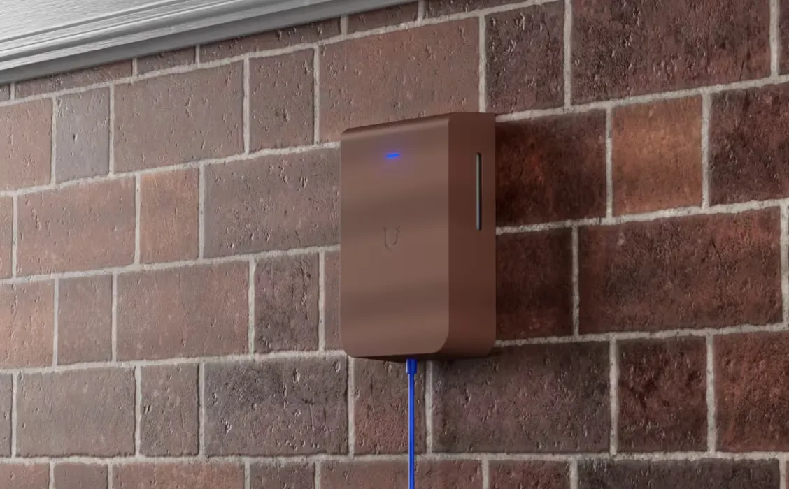 UBIQUITI UACC-U7-PRO-TAMPA DE PAREDE