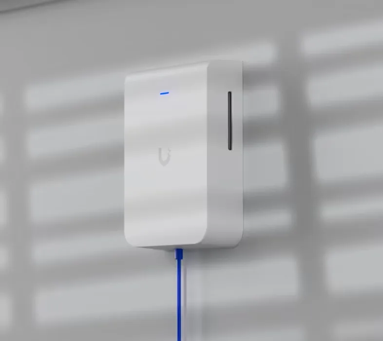 UBIQUITI UACC-U7-PRO-TAMPA DE PAREDE