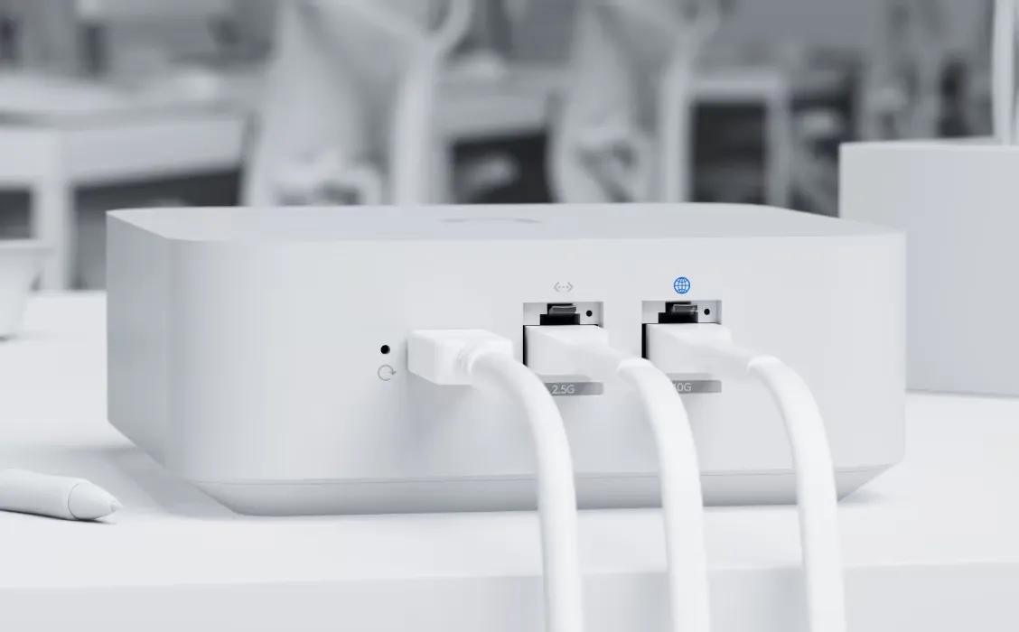 UBIQUITI UX7 UNIFI EXPRESS 7 10G CLOUDOVÁ BRÁNA S INTEGROVANOU WIFI 7