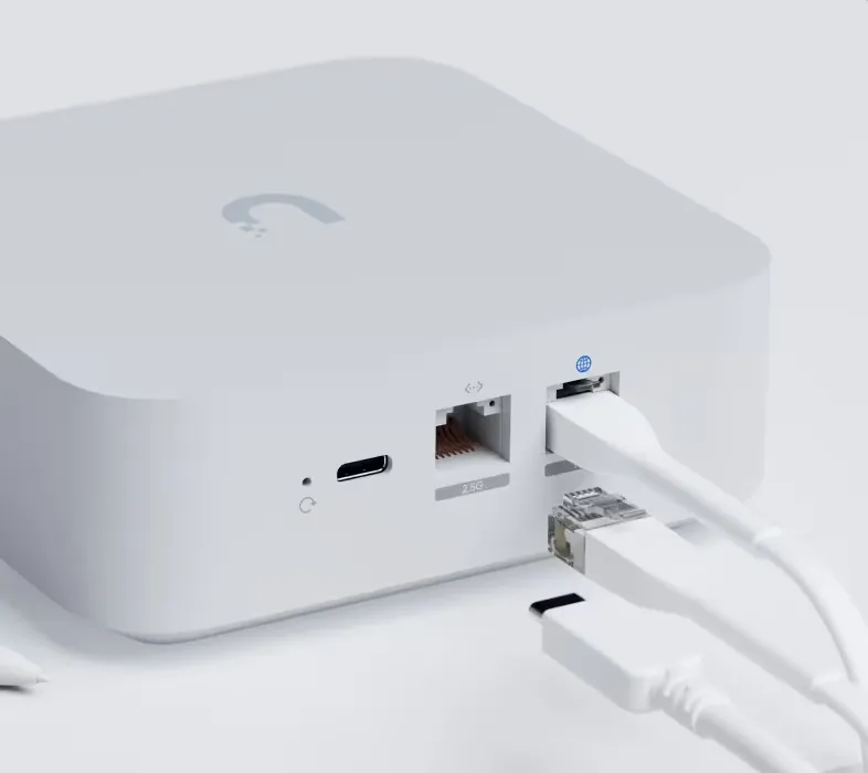 UBIQUITI UX7 UNIFI EXPRESS 7 10G CLOUD GATEWAY WITH INTEGRATED WIFI 7