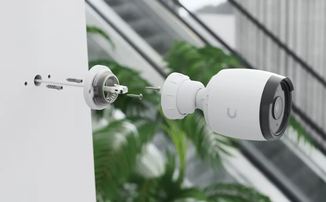 UBIQUITI UVC-G6-BULLET 4K POE CAMERA, 8MP, AI ENGINE, LONG RANGE IR