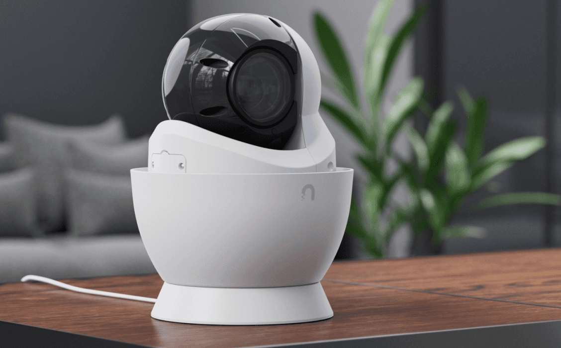 UBIQUITI UVC-AI-PTZ-B INDUSTRIAL-GRADE 4K POE++ PTZ CAMERA, 22X OPTICAL ZOOM, IR LED NIGHT VISION