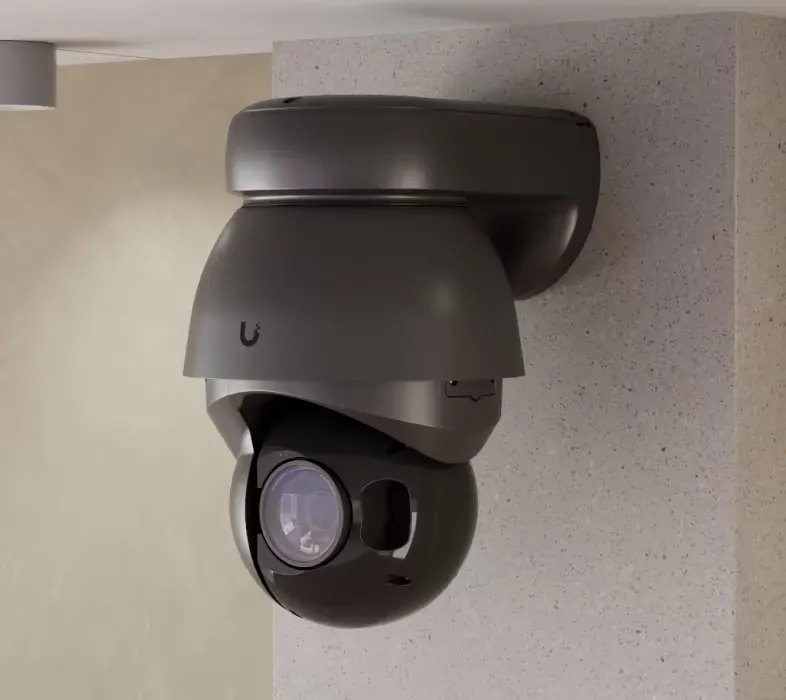 Ubiquiti UVC-AI-PTZ-Precision-B | IP-камера | 4k, 8MP, 31x оптический зум, 1x RJ45 1000Mbps, IP66
