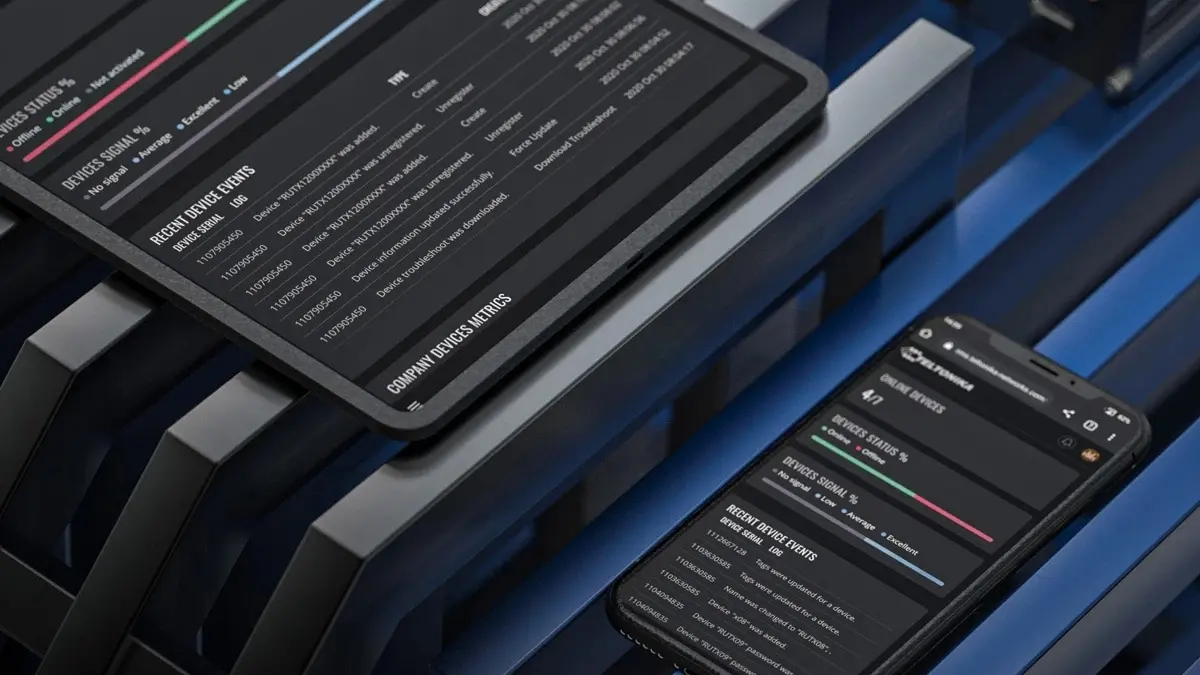 Tableta y smartphone con la interfaz de gestión remota de dispositivos de Teltonika en pantalla, que muestra los estados de las llamadas, la intensidad de la señal y los registros de eventos.