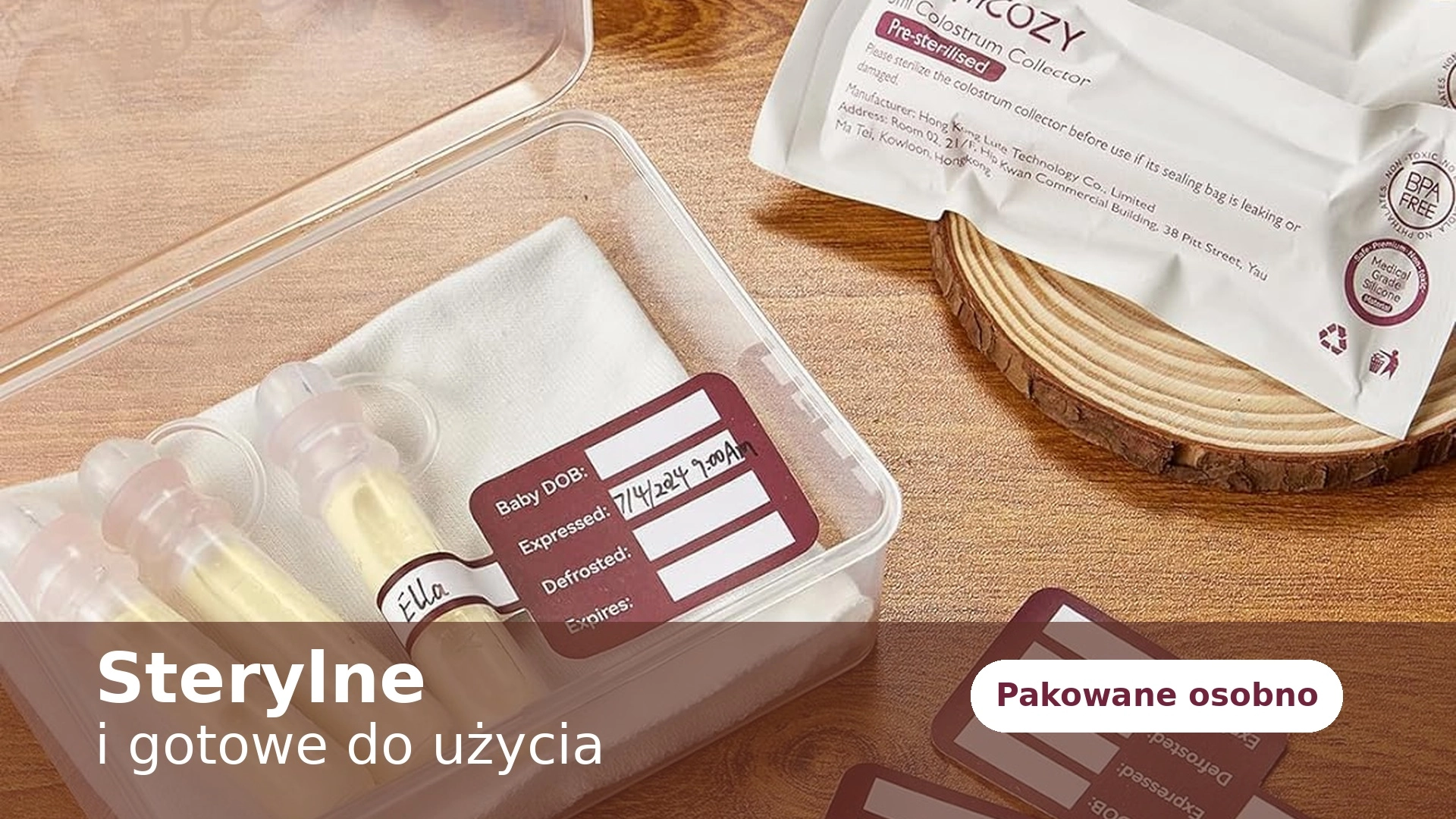 Tubos est&eacute;reis com colostro para beb&ecirc;s num recipiente de pl&aacute;stico com etiqueta para inserir data e hora