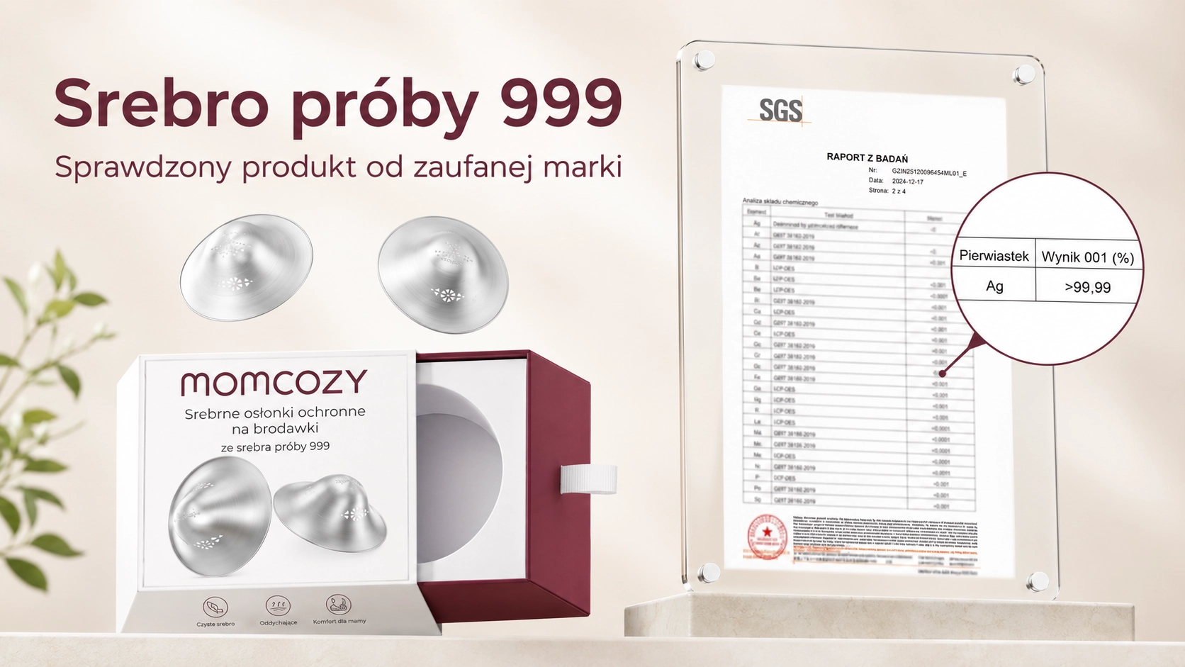 Otevřené balení se dvěma stříbrnými kryty a zpráva o kvalitě Ag>99,99% viditelná v pozadí
