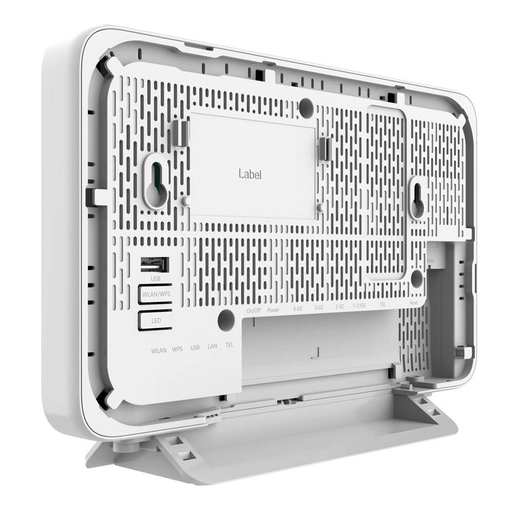 Vista trasera del router OptiXstar EN8145B7Ns de Huawei con los puertos y botones de funci&oacute;n expuestos