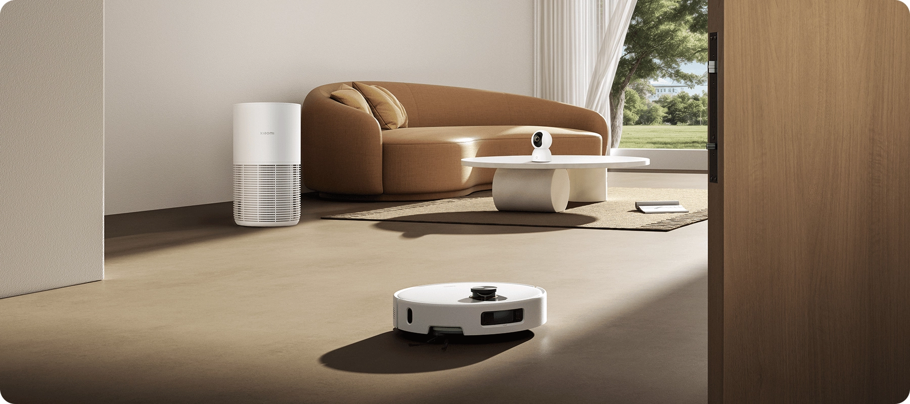 Xiaomi Robot Vacuum 5 se encuentra sobre el fondo de un interior moderno