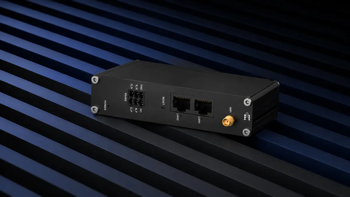 Teltonika DAP145 access point industrial con puertos Ethernet y conector SMA