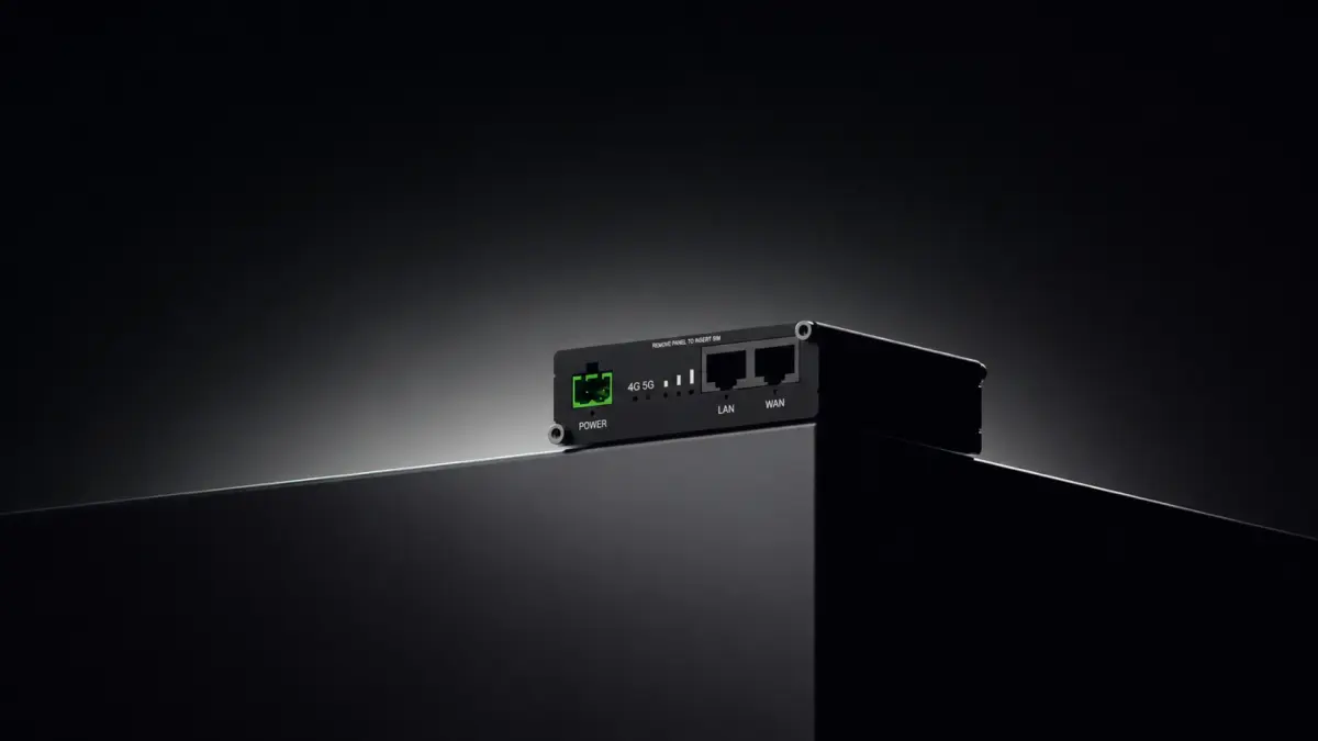 Teltonika RUT276 router industrial compacto 5G RedCap
