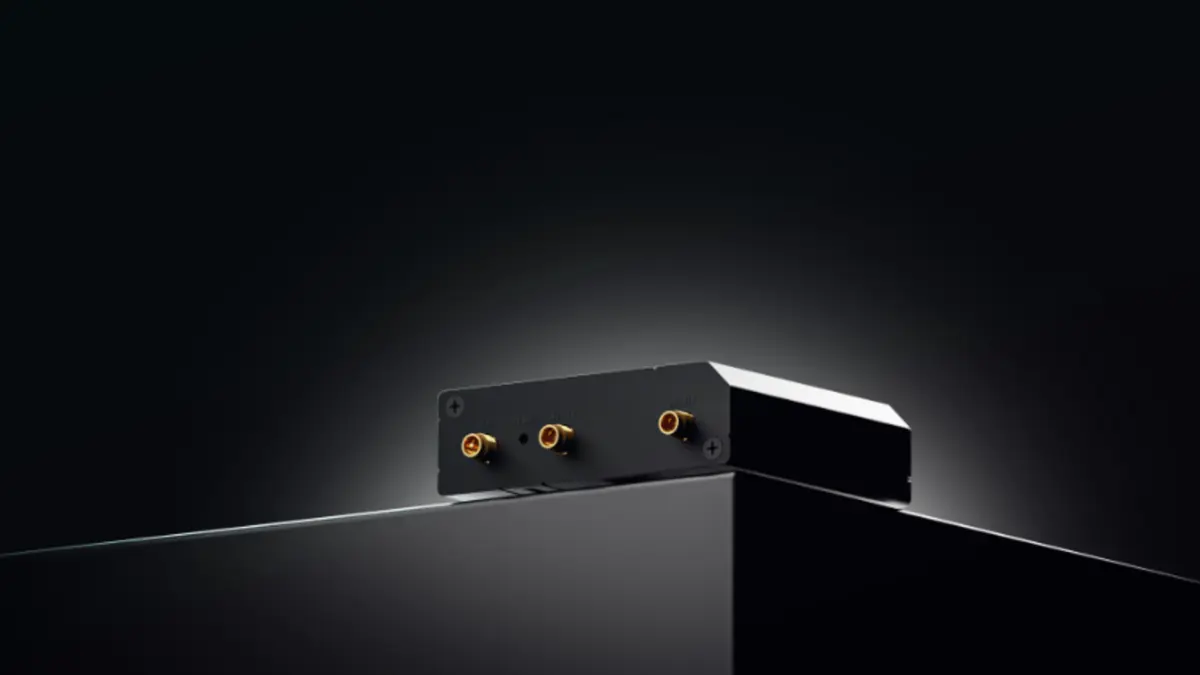 Router Teltonika RUT281 s podporou SIM karty a eSIM
