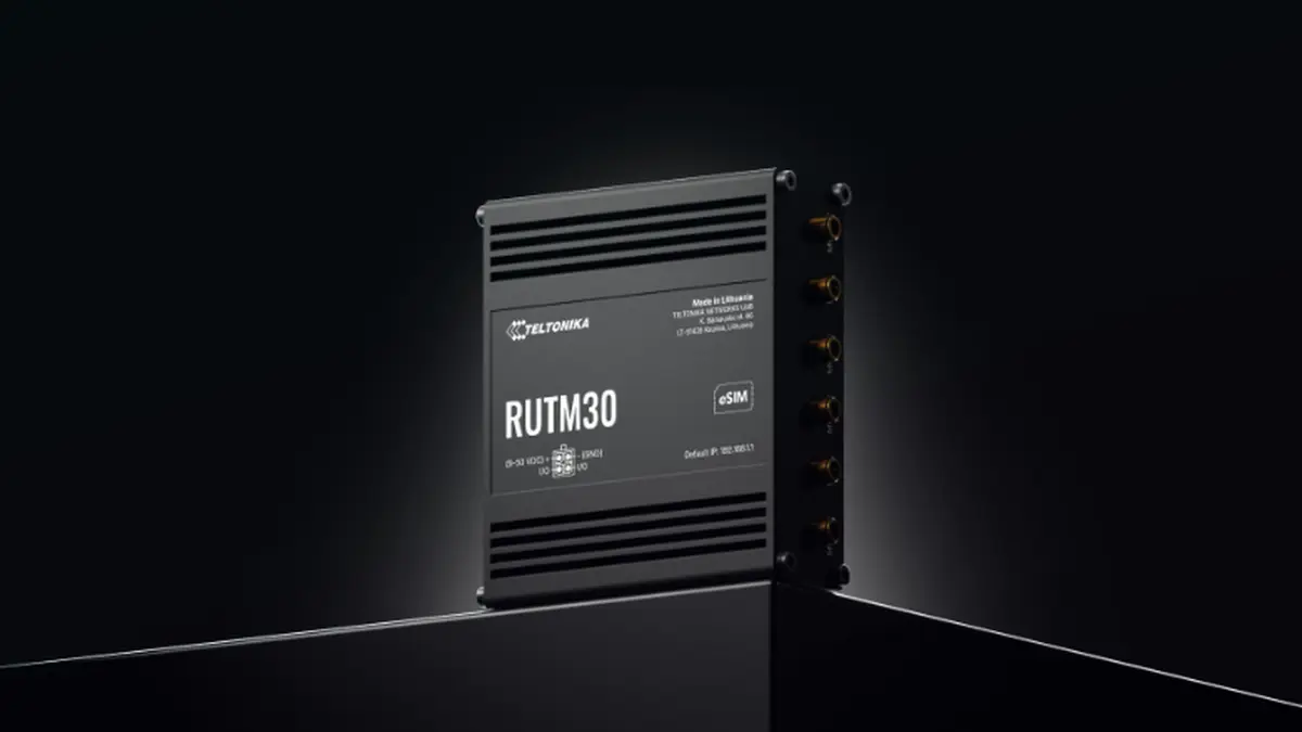 Teltonika RUTM30 &ndash; компактный корпус 5G-роутера с обозначением eSIM