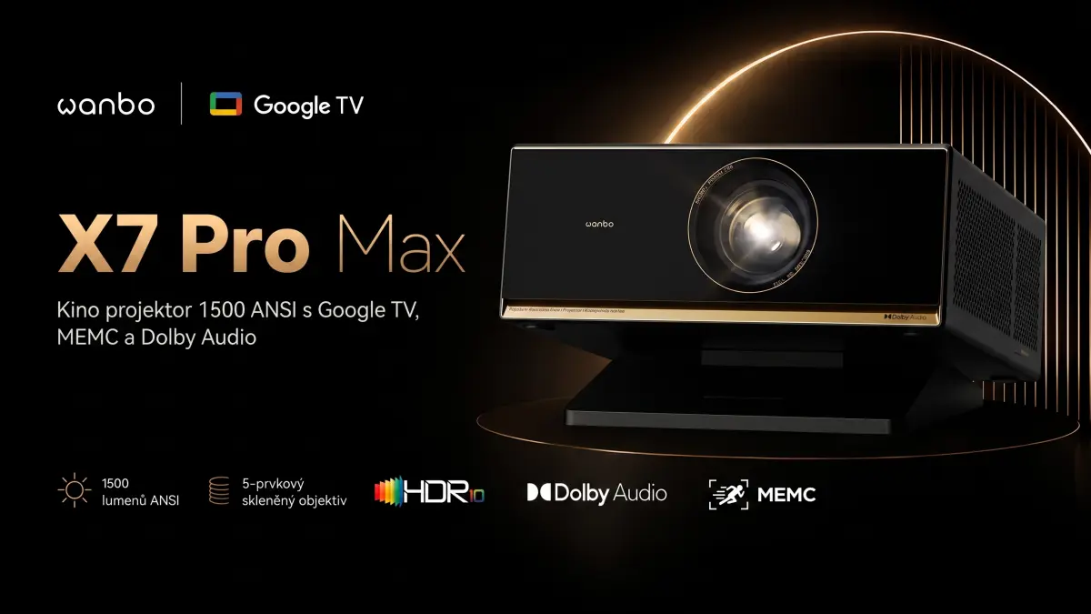 Černý projektor Wanbo X7 Pro Max s vysunutým objektivem na tmavém pozadí