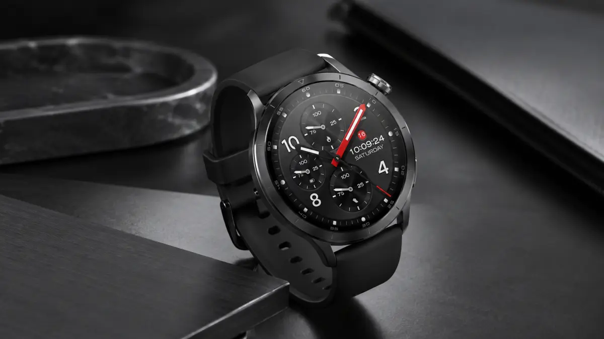 Черные Xiaomi Watch S5 46 mm на темном фоне