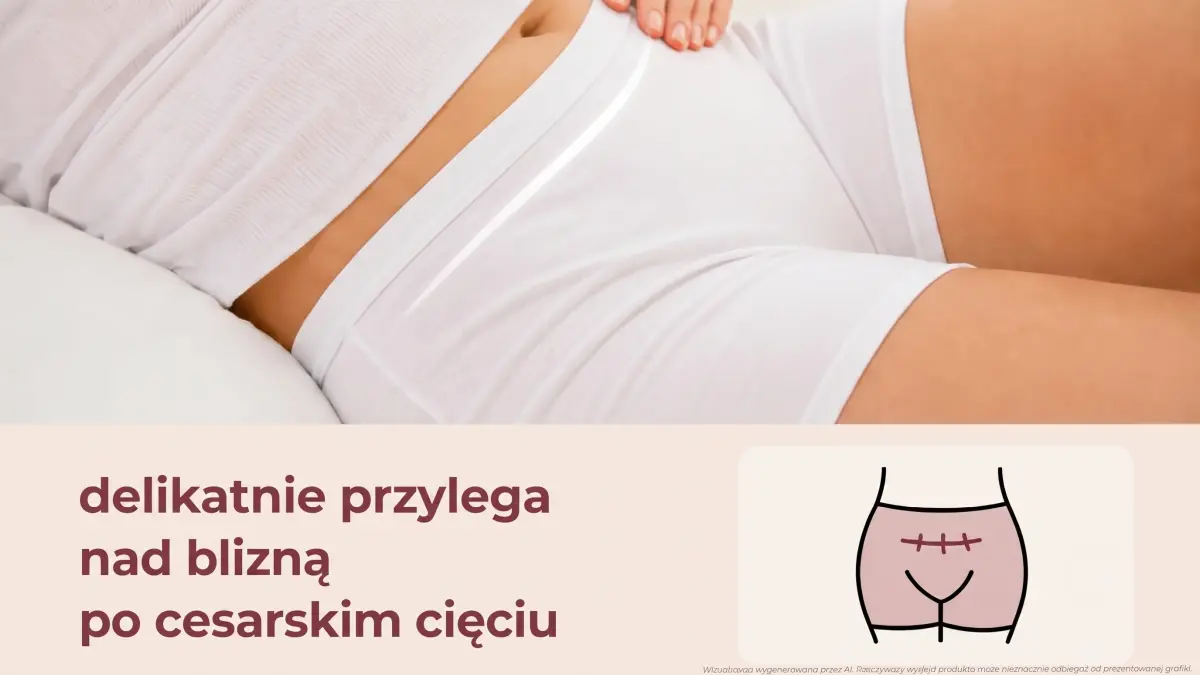 Женщина в белом послеродовом белье Momcozy с высокой посадкой.